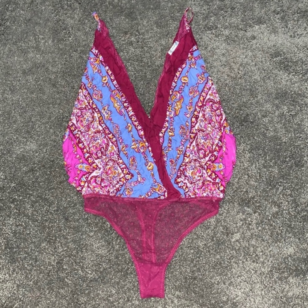 Free People Low-Back Thong Bodysuit Border Babe - Picture 4 of 11